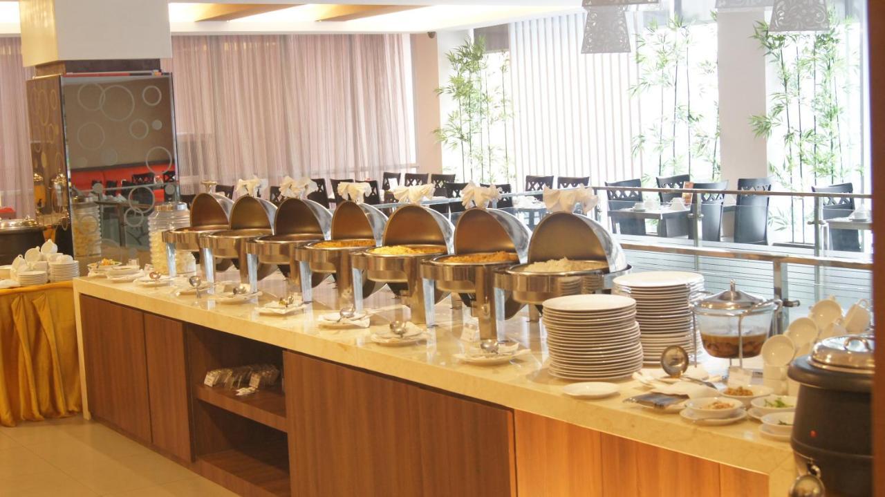 Winstar Hotel Pekanbaru Luaran gambar
