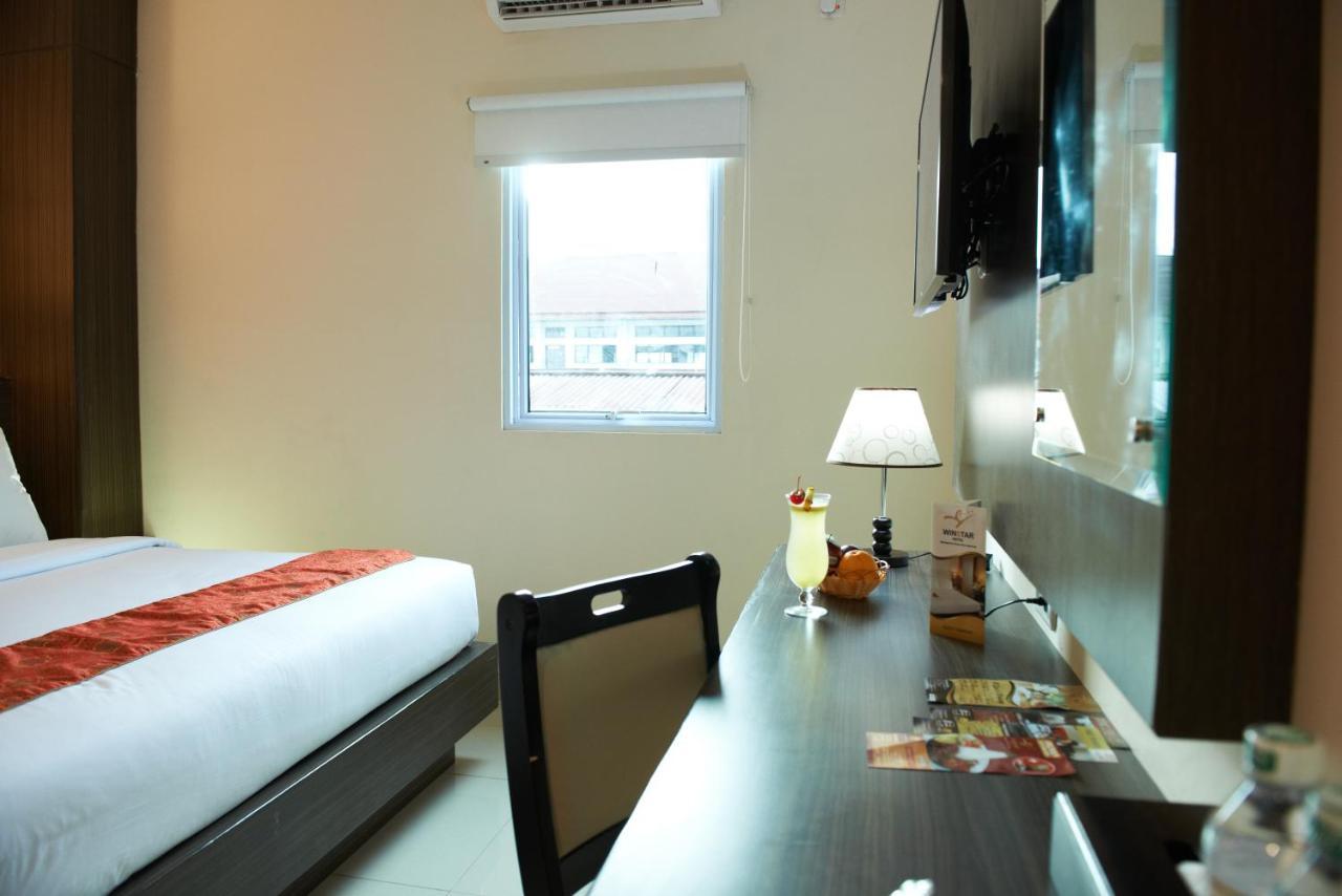 Winstar Hotel Pekanbaru Luaran gambar